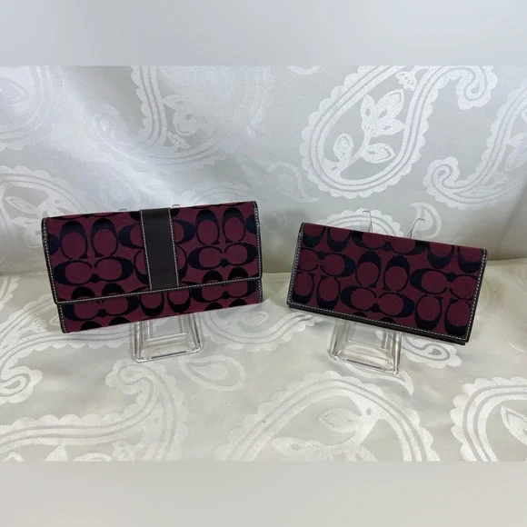 2005: Coach Set in VGUC - Picture 1 of 14